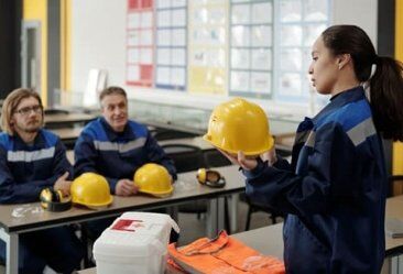 Treinamento em Segurança do Trabalho: Capacitando Equipes e Reduzindo Riscos Ocupacionais