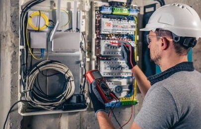 Não caia em armadilhas. Escolha corretamente seu profissional eletricista